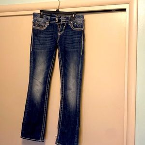 Super cute straight leg Jeans!
